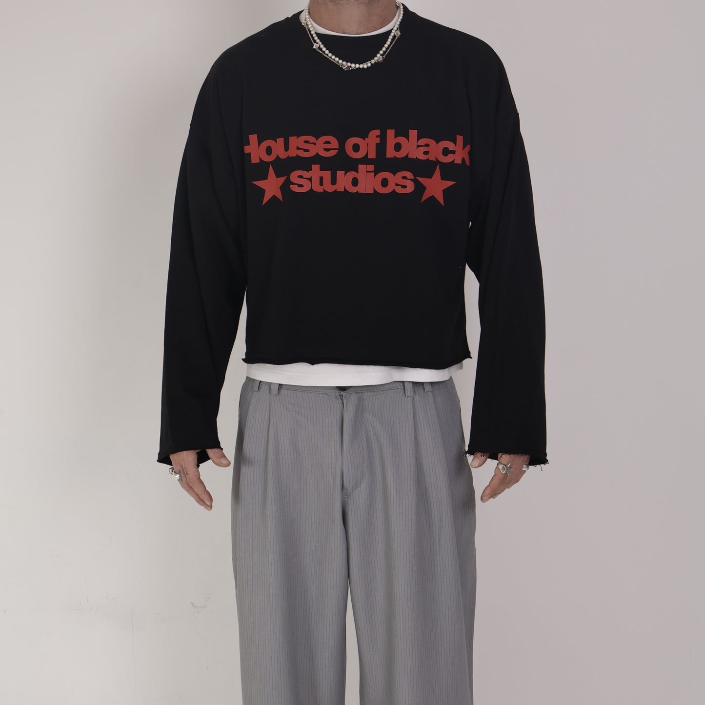 HOB studios cropped sweashirt in Black