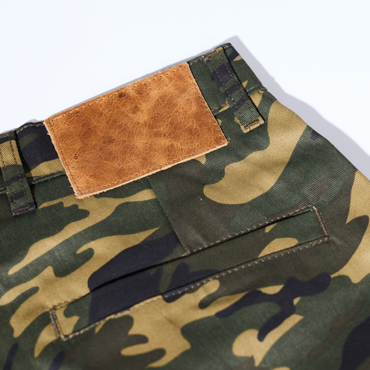 HOB Camo pleated shorts
