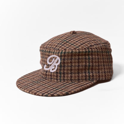 B for Black wool Hat