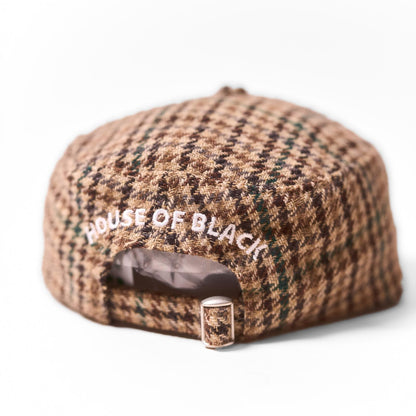 B for Black wool Hat