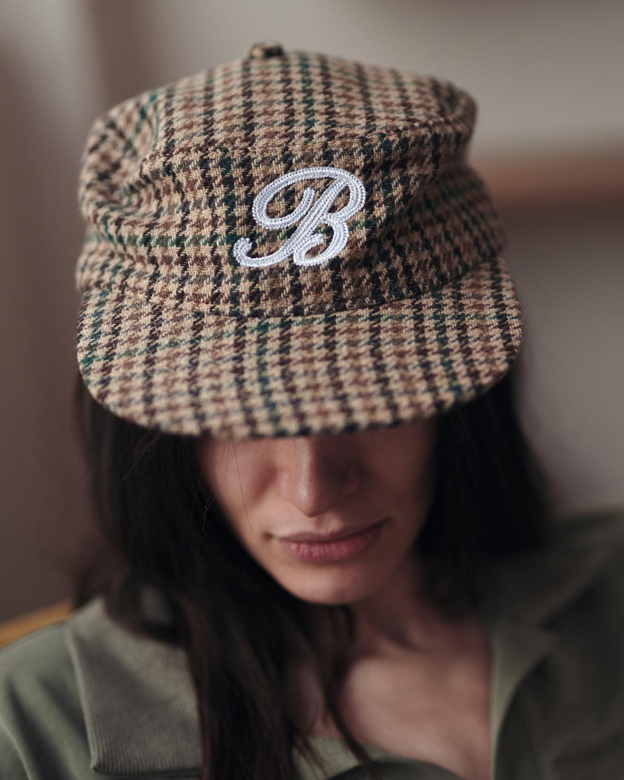 B for Black wool Hat